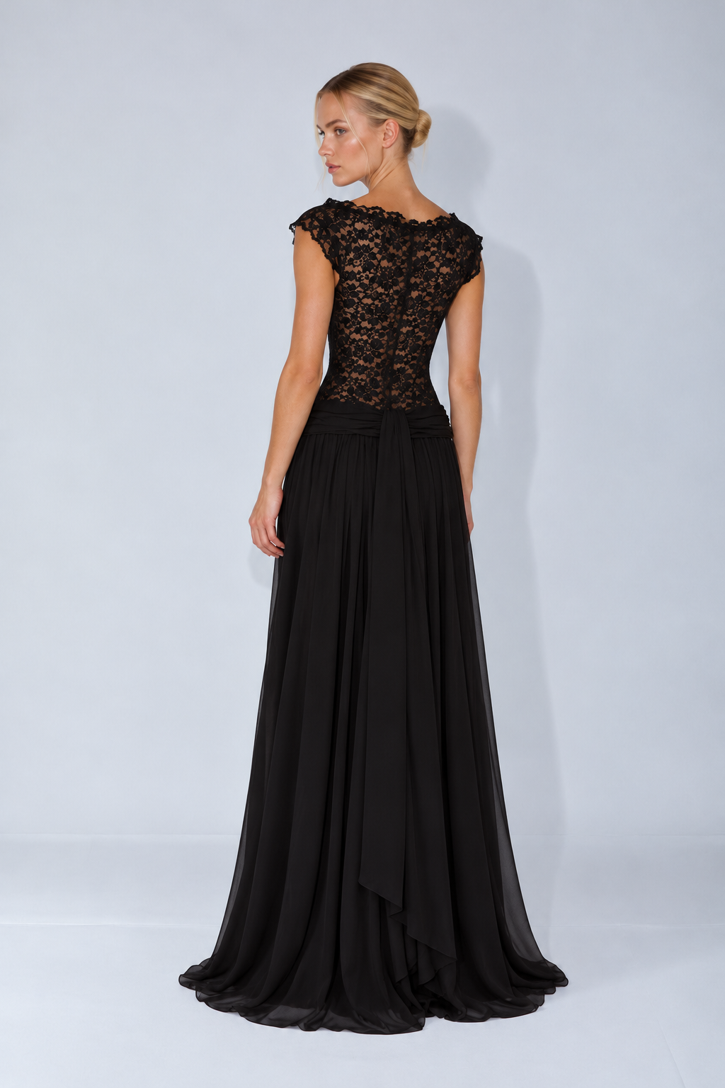 Seraphina Lace Maxi Dress - Black